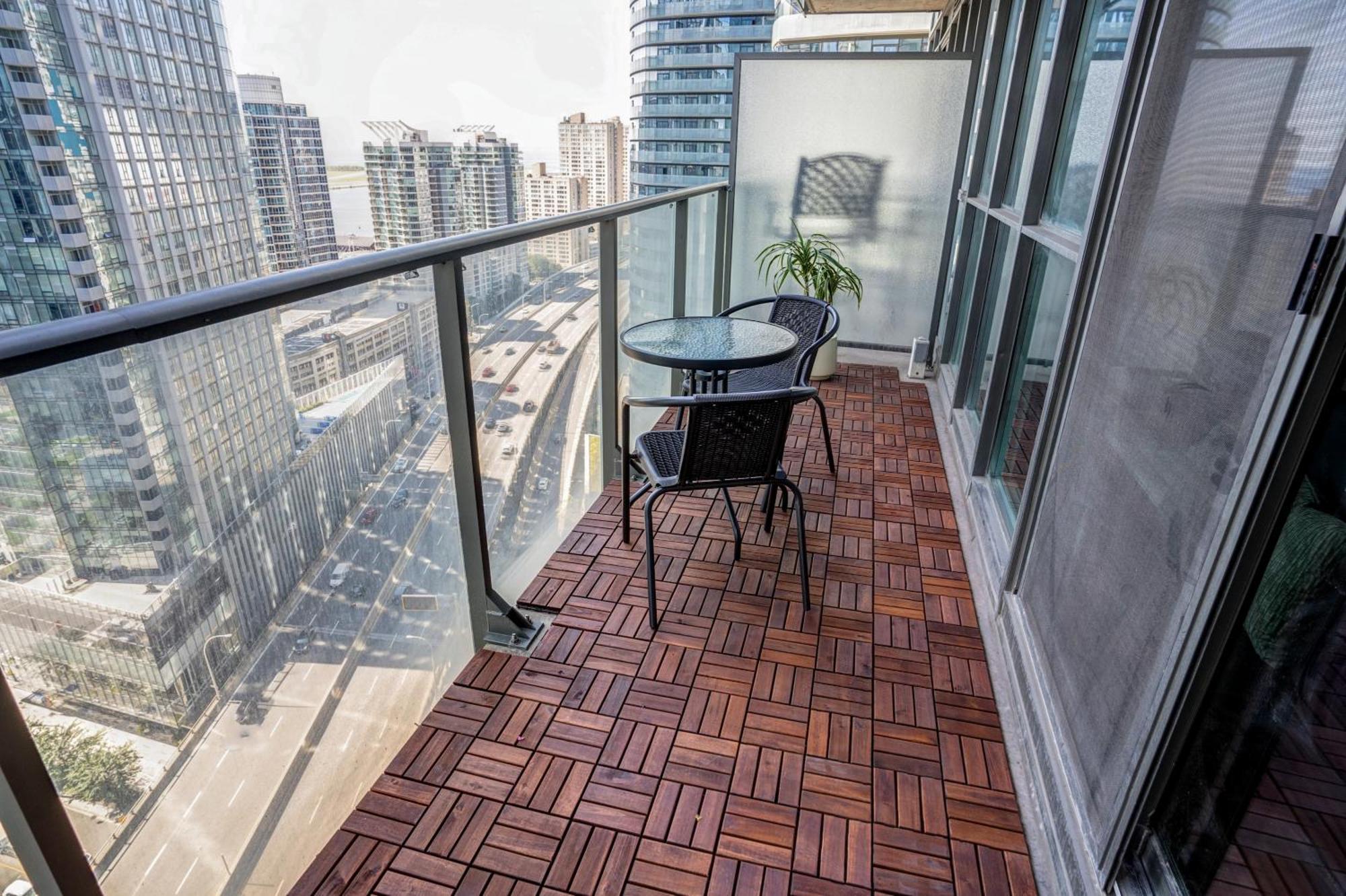 Stunning 1br In Heart Of Downtown Apartment Toronto